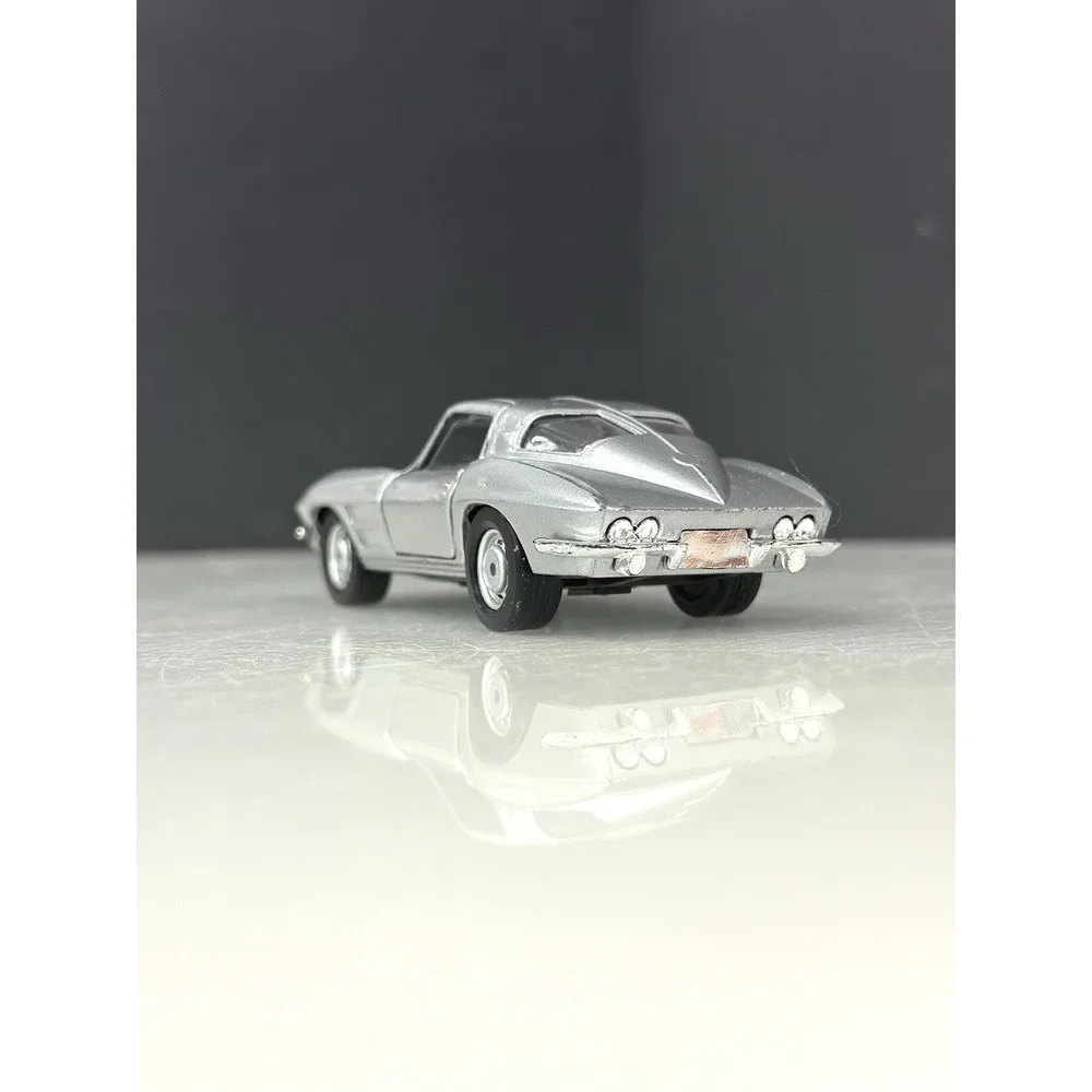 MC Toy Die Cast 1963 '63 Split Window SWC Corvette 1/38 Scale Pull Back Silver